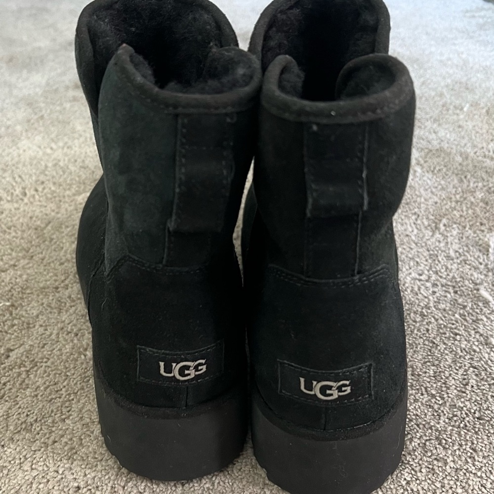 Black UGG boots, women’s size 10, never worn
